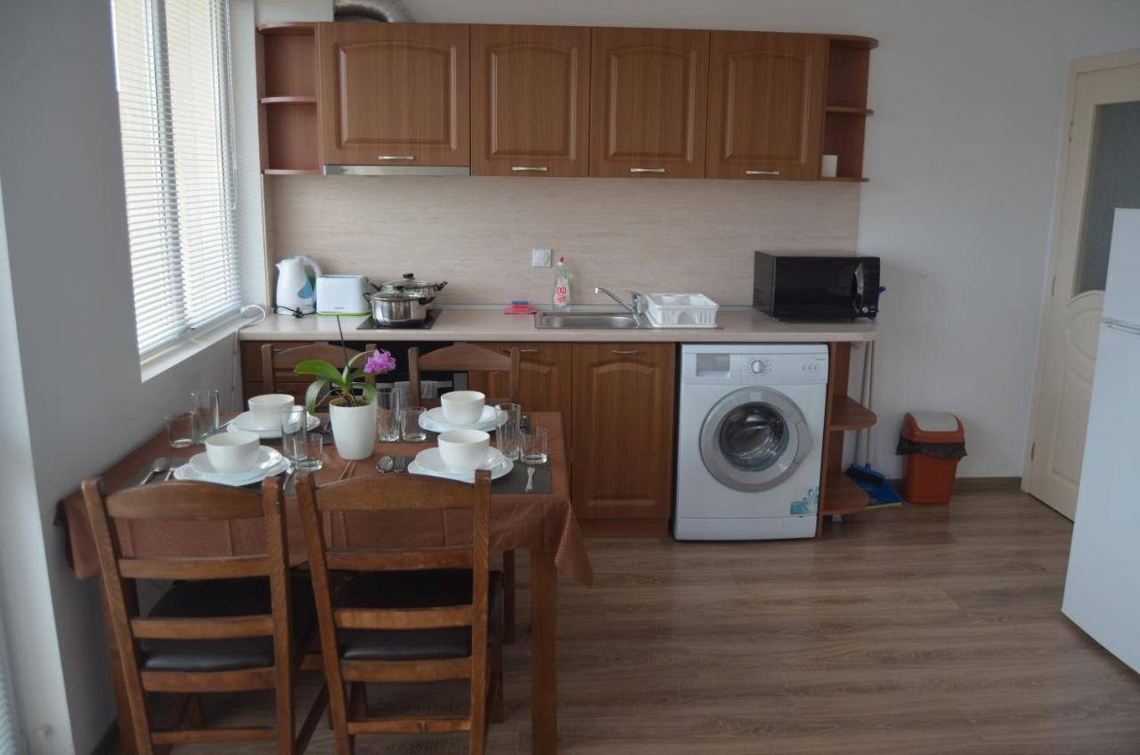 Apartment Divela 3